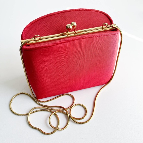Vintage Handbags - Vintage Vanessa Poppy Red Satin Snake Chain Hard Shell Evening Handbag